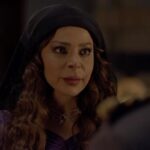 Suzan Negm ElDein Instagram - برأيكن بعد ماتطلّقت جواهر من الحكمدار..حتكمل خطّتا وتوصل للزعامة؟ . . . تابعونا بحلقة بكرا من #مربى_العز على قناة #mbcdrama ومنصة #شاهد لتعرفوا شروح يصير🔥 #سوزان_نجم_الدین #جواهر_مربى_العز #رمضان٢٠٢٣ #دراما_سوريه #suzan_najm_aldeen #syria #syriandrama #ramadan2023 Damascus, Syria