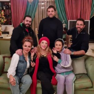 Suzan Negm ElDein Instagram - ألف الحمدلله على سلامتكن يانبض القلب..ماما الحبيبة.. وتوأم الروح المثنى الغالي..شوحلوة الشام بوجودكن..وشو بتكتمل الحياة معكن..أبو العز الغالي ناطرينك لتكتمل الصورة..وعقبال لما نجتمع مع كل الحبايب وتكتمل الفرحة الأكبر انشالله 🧿 #سوزان_نجم_الدين #سوريا #الشام #عائلتي #أمي #اخوتي #الحب_حياة #الحمدلله #suzannajmaldeen @suzannajmaldeen @almontasernaim @tammamnajem #mufamily #mylove #lovelife #syria #damascus #thankgod #mymother ❤️❤️❤️❤️❤️❤️ Damascus, Syria