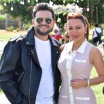Suzan Negm ElDein Instagram - تجربة في غاية المتعة مع المخرج المتميز #سامح_عبد_العزيز ومع نجوم فيلم #تماسيح_النيل🐊 المتفرد كلّ منهم بشخصيته الكوميدية الإنسانية الرائعة👌 فشكرا لهذا العمل الذي جمعني مع أحلى الناس لأشعر معهم بأننا أسرة واحدة🥰 شكراً لفريق العمل بكافة أقسامه فرداً فرداً متمنية أن يحقق هذا الفيلم قبولاً جماهيريّاً واسعاً بإذن الله🙏 #سوزان_نجم_الدين #فيلم #مصر #سوريا #الحب_حياة #كوميديا #suzan_najm_aldeen @suzannajmaldeen #lovelife #egypt #syria #stars #movie @samehabdulaziz شكرا للمصور الرائع #هاني_عبد_ربه @hany_abd_rabo Cairo, Egypt