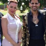 Suzan Negm ElDein Instagram - تجربة في غاية المتعة مع المخرج المتميز #سامح_عبد_العزيز ومع نجوم فيلم #تماسيح_النيل🐊 المتفرد كلّ منهم بشخصيته الكوميدية الإنسانية الرائعة👌 فشكرا لهذا العمل الذي جمعني مع أحلى الناس لأشعر معهم بأننا أسرة واحدة🥰 شكراً لفريق العمل بكافة أقسامه فرداً فرداً متمنية أن يحقق هذا الفيلم قبولاً جماهيريّاً واسعاً بإذن الله🙏 #سوزان_نجم_الدين #فيلم #مصر #سوريا #الحب_حياة #كوميديا #suzan_najm_aldeen @suzannajmaldeen #lovelife #egypt #syria #stars #movie @samehabdulaziz شكرا للمصور الرائع #هاني_عبد_ربه @hany_abd_rabo Cairo, Egypt