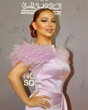 سوزان نجم الدين Instagram - مبروك لكل المكرمين والفائزين في مهرجان الدراما المصرية لعام ٢٠٢٣ ومزيداً من النجاح والتطور والتألق في السنوات القادمة انشاءالله🙏
.
.
.
#سوزان_نجم_الدين #مهرجان_الدراما_المصريه #مصر #سوريا #suzan_najm_aldeen #syria #egypt 
#dress by @aymanlahmouni 
#hairstyle @maherderke 
#photographers @shodshod.official @hyhstudios.egy @mody_aex