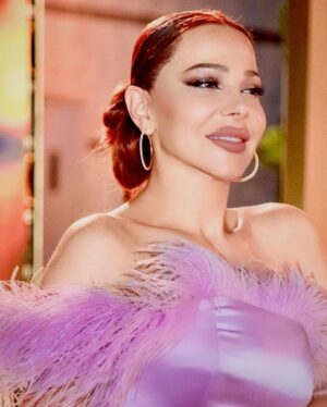 سوزان نجم الدين Instagram - مبروك لكل المكرمين والفائزين في مهرجان الدراما المصرية لعام ٢٠٢٣ ومزيداً من النجاح والتطور والتألق في السنوات القادمة انشاءالله🙏
.
.
.
#سوزان_نجم_الدين #مهرجان_الدراما_المصريه #مصر #سوريا #suzan_najm_aldeen #syria #egypt 
#dress by @aymanlahmouni 
#hairstyle @maherderke 
#photographers @shodshod.official @hyhstudios.egy @mody_aex