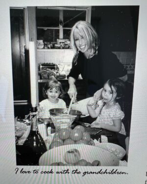Suzanne Somers Instagram - Fearless. Unstoppable 💛