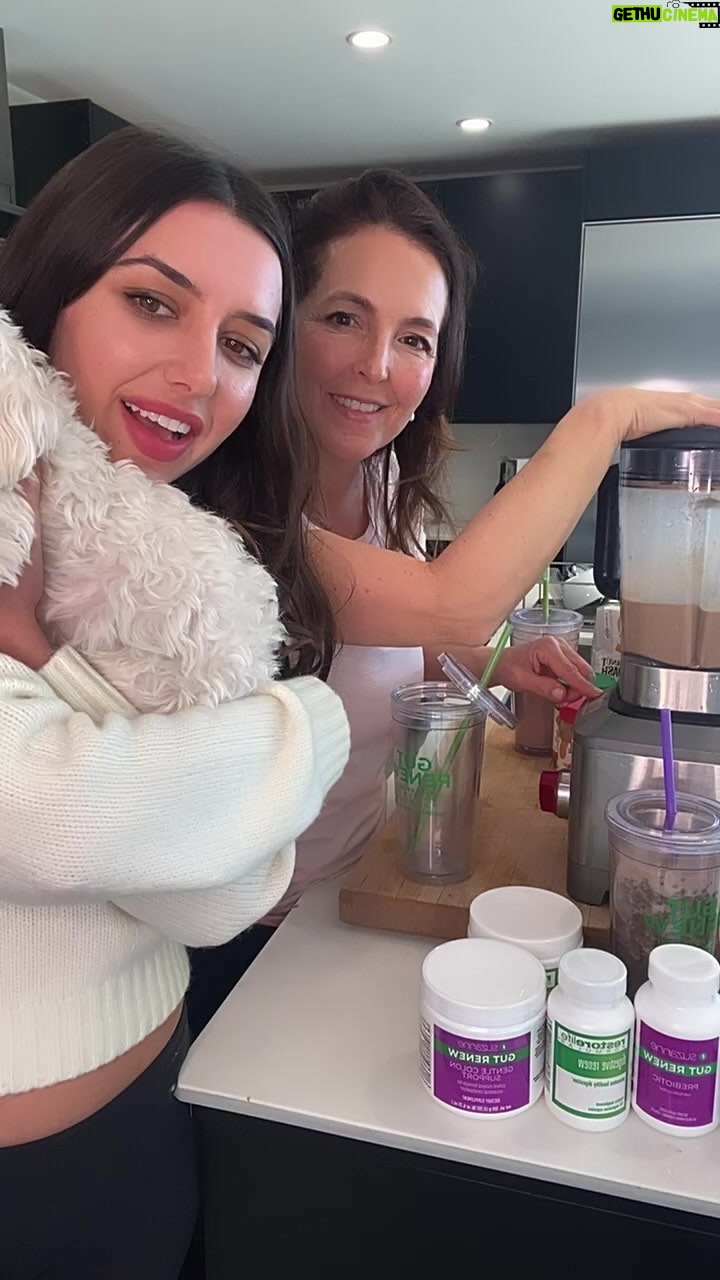 Suzanne Somers Instagram - FREE GIFT GUT RENEW (Original 10 serving bag) ($49.99 retail value) with any purchase of $49.99 or more at SuzanneSomers.com