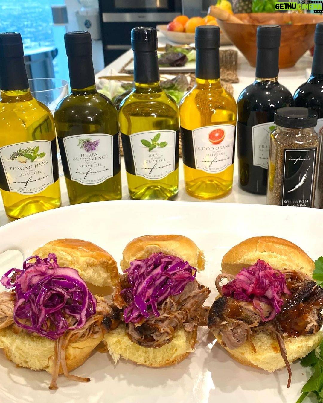 Suzanne Somers Instagram - The Southwest BBQ Pulled Pork recipe Caroline made yesterday is now posted! Get ready for game day! It’s delicious and so easy to make with INFUSIO Southwest Sea Salt Rub! View the recipe on SuzanneSomers.com (link in bio) Los Angeles, California