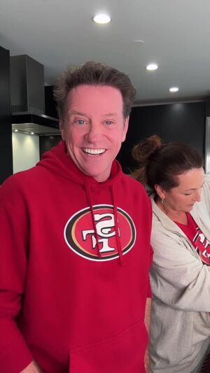 Suzanne Somers Instagram - It’s WING TIME for Superbowl Sunday! Enter Promo Code SUPER25 for 25% OFF Sitewide at SuzanneSomers.com! (Offer applies to all items not already marked off more than 25%. Offer expires 2/11/24.)