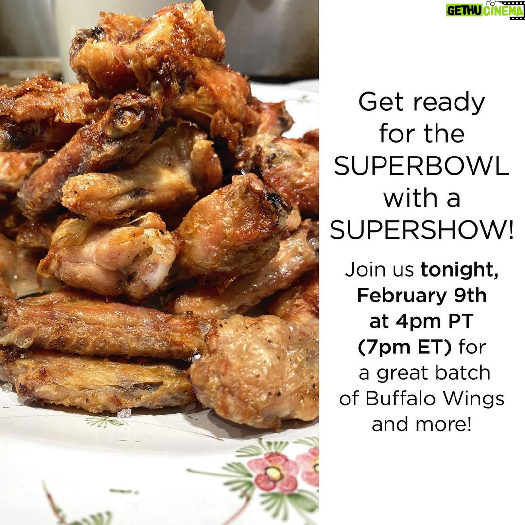 Suzanne Somers Instagram - Tune in for TODAY’S 2/9 IGTV + Facebook LIVE at 4pm PT (7pm ET) for a SUPERSHOW for the SUPERBOWL!! Wait ’til you see how easy it is to make these Buffalo Wings for game day!
