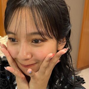Suzu Yamanouchi Instagram - この1年ほぼ毎日つけてるベルミーのカラコン👀
言わなきゃバレないくらいナチュラルなのに裸眼よりもキラキラくっきりちゅるんと見せてくれるのがすっごくお気に入り！
カラコン初心者の方やバレたくないけど盛りたい！って方にほんとオススメ。
度数も沢山あるし１日中つけてても痛くならないのも素晴らしポイントです👍

モデルさせてもらってるからっての抜きにして本当に良いから気になったら試してみてね！

ちゃんと手洗ってからつけるんやで！！

※装用時の見え方には個人差があります
※個人の感想です
販売名：SPワンデー　H-UVC
承認番号：22900BZX00423000

#ベルミー #belleme　#カラコン　#カラコンレポ　#pr