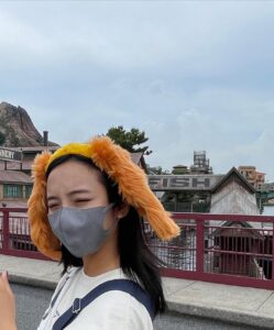 Suzu Yamanouchi Instagram - 🐶🌼 眩しさに耐えきれなかったよ 耳決めずに行ったけど奇跡的に靴と色味合って良い感じになった嬉しい
