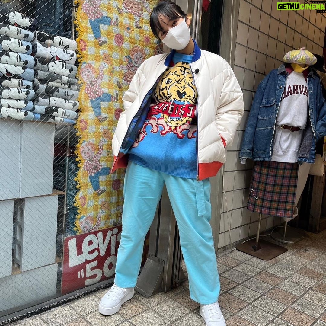 Suzu Yamanouchi Instagram - 衣装たち~🫶 【カラオケバトル】 ・シャツ、ワンピース @atsushi.nakashima @the.pr_ 【ポンゴジャン】 ・ワンピース @hundredcolor ・ブーツ @randa_pic 【昔のハザードマップ】 ・アウター @tsumori_chisato ・ニット、パンツ @ladiesfashion.kandk 【アッコにおまかせ!2/19】 ・シャツ、チュールワンピース @dreamsisterjane ・スカート @rrr_tokyo ・靴 @camper_japan 【明日をまもるナビ】 ・イエロートップス @shelluits ・シロトップス @avie_andensal