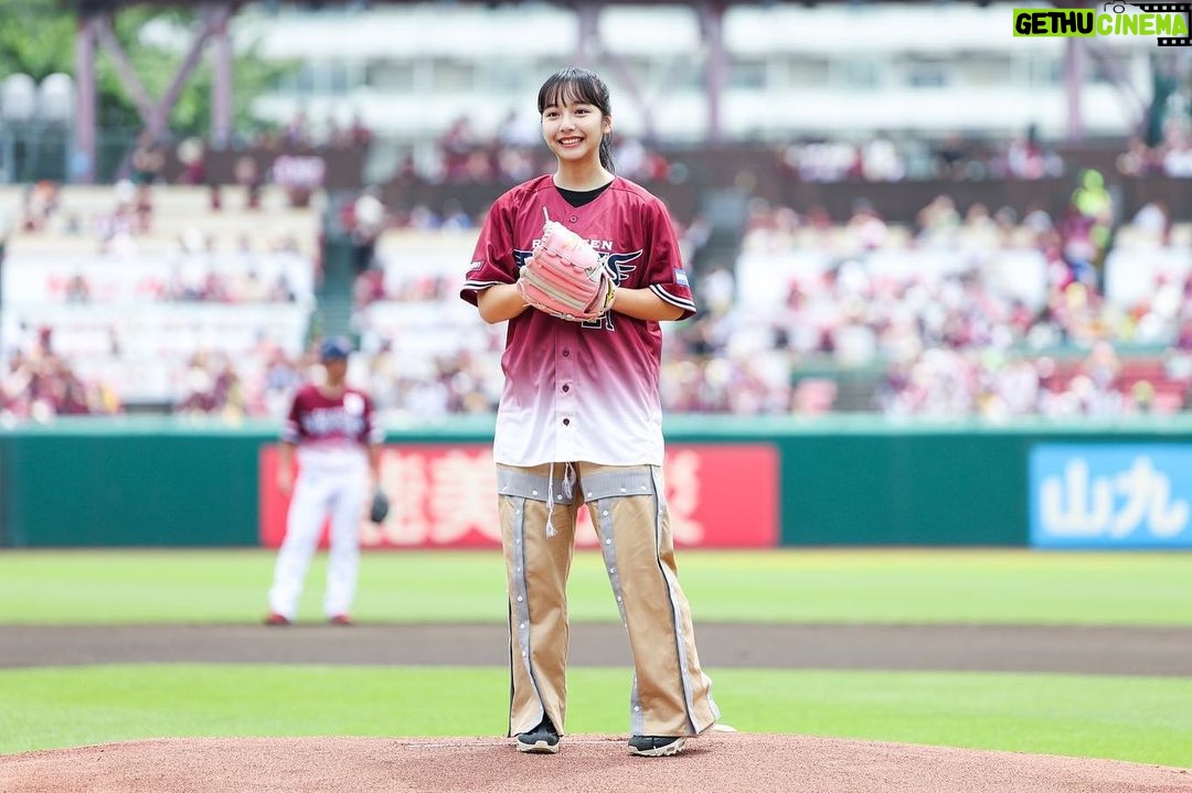 Suzu Yamanouchi - 12.3K Likes - 始球式楽しかったー!!!
次は絶対届くように投げます!!!!!!!!
#楽天イーグルス