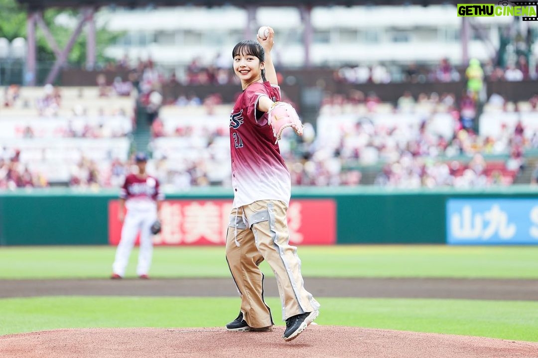Suzu Yamanouchi - 12.3K Likes - 始球式楽しかったー!!!
次は絶対届くように投げます!!!!!!!!
#楽天イーグルス