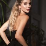 Svetlana Loboda Instagram - хорошего , спокойного всем нам вечера 🕊️