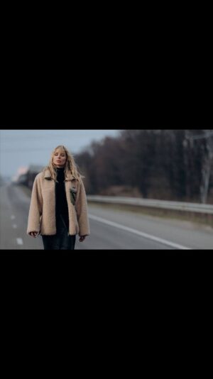 Svetlana Loboda Instagram - І ще одна прем’єра сьогодні !!!
ГРАДУС 100 (МІХ) - MOOD VIDEO

На вашому шляху зажди буде опір…
будуть перешкоди, будуть небезпеки, між якими доведеться маневрувати... 
але у вас є Ви!!
Завжди вірте в себе і вірте собі. 
Це те, що робить неможливе - реальністю. 

І ніколи не здавайтесь, навіть коли це здається найлегшим виходом …  тоді ви на півдорозi до перемоги !!🎈

Посилання в описі профілю. 
Чекаю на ваші враження 😁❤️

#madeinUmixes
#градус100 #moodvideo