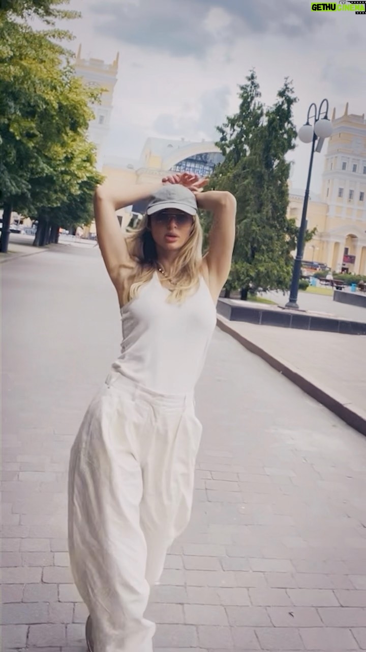 Svetlana Loboda - 60.8K Likes - Š„Š°ŃŠŗŃŠ²Ź¼ŃŠ½Šø, неŃŃŃŃ Ń Š½Š°Š“Š°Š»Ń ŠæŃŠ°ŠæŠ¾Ń незламноŃŃŃ! ŠŠø - завжГи ŠæŃиклаГ Š“Š»Ń ŠŗŠ¾Š¶Š½Š¾Š³Š¾ Š· наŃ. Š ŠŠ½ŠµŠ¼ Š½Š°ŃŠ¾Š“Š¶ŠµŠ½Š½Ń Š²Š°ŃŠ¾Š³Š¾ мŃŃŃŠ°! Š„Š°ŃŠŗŃвšš