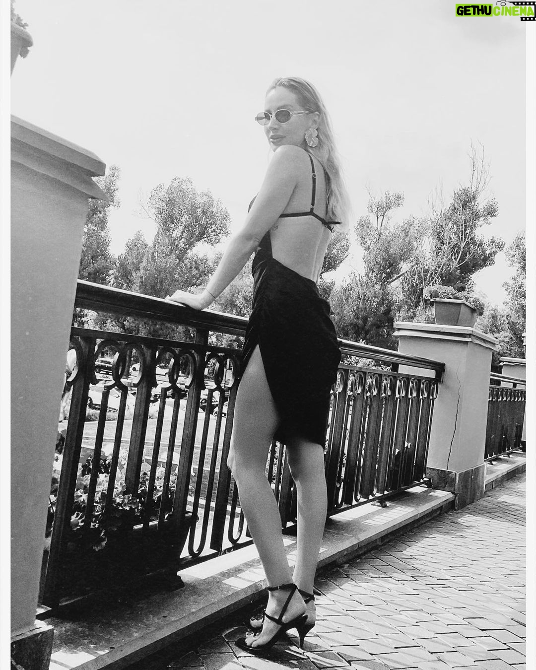 Svetlana Loboda - 62.1K Likes - как вы думаете, где я ?☺️