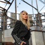 Svetlana Loboda Instagram - На межі між землею і небом кожен крок стає кроком в абсолют... але справжня висота не в тому, аби стати вище інших, а в тому, щоб стати більше за самого себе, не втративши при цьому здатності виразно бачити і відчувати... Kyiv, Ukraine