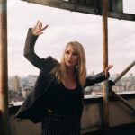 Svetlana Loboda Instagram - На межі між землею і небом кожен крок стає кроком в абсолют... але справжня висота не в тому, аби стати вище інших, а в тому, щоб стати більше за самого себе, не втративши при цьому здатності виразно бачити і відчувати... Kyiv, Ukraine