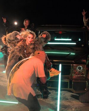 Svetlana Loboda Instagram - Super Star 
5 years ⭐️