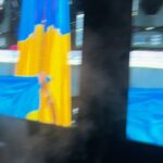 Svetlana Loboda Instagram - Ніцца! Гарячі серця, що розігнали хмари ❤️ Сьогодні цілий день ловлю флешбеки вчорашньої магії на сцені. Яке щастя мати вас, таких рідних, в кожному куточку світу… і співати з вами в унісон. Spogady, що звучали live вперше для вас і спогади, що залишаться в моїй памʼяті назавжди. Дякую вам! 🇺🇦🇫🇷 P.S And thanx for loving my special secret surprise SO much🤫😉 To be continued …