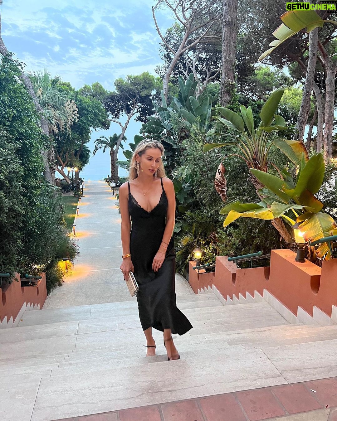 Svetlana Loboda - 62.6K Likes - …ця мить і є твоє життя❤️