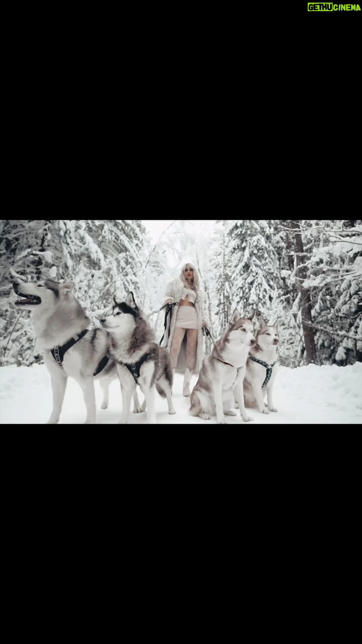 Svetlana Loboda - 53.7K Likes - Š Š²Š½Š¾Š²Ń ŠæŠ¾Š“Š°ŃŠŗŠø!
Днимай ŃŠ²Š¾Šø зимние ŠæŃогŃлки поГ Ā«ŠŠµŃелиŃŃĀ» Šø Š¾ŃŠ¼ŠµŃай Š¼ŠµŠ½Ń в ŃŃŠ¾ŃŠøŃ
⨠ŠŃбеŃŃ Š½ŠµŃŠŗŠ¾Š»Ńко Š»ŃŃŃŠøŃ
Šø поГаŃŃ ŠŗŠ»Š°ŃŃŠ½Ńе ŠæŃŠøŠ·Ń ā¤ļø
#ŠŠµŃŠµŠ»ŠøŃŠ°
@protails.gdt š¶