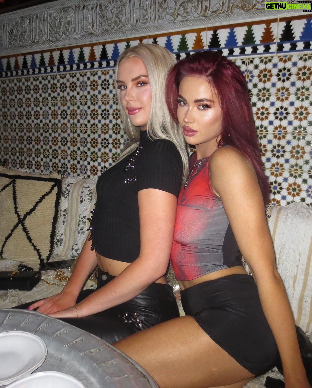 Sydney Paight Instagram – Present 🌸🪐🤍👼🏼🤲🏻 Los Angeles, California