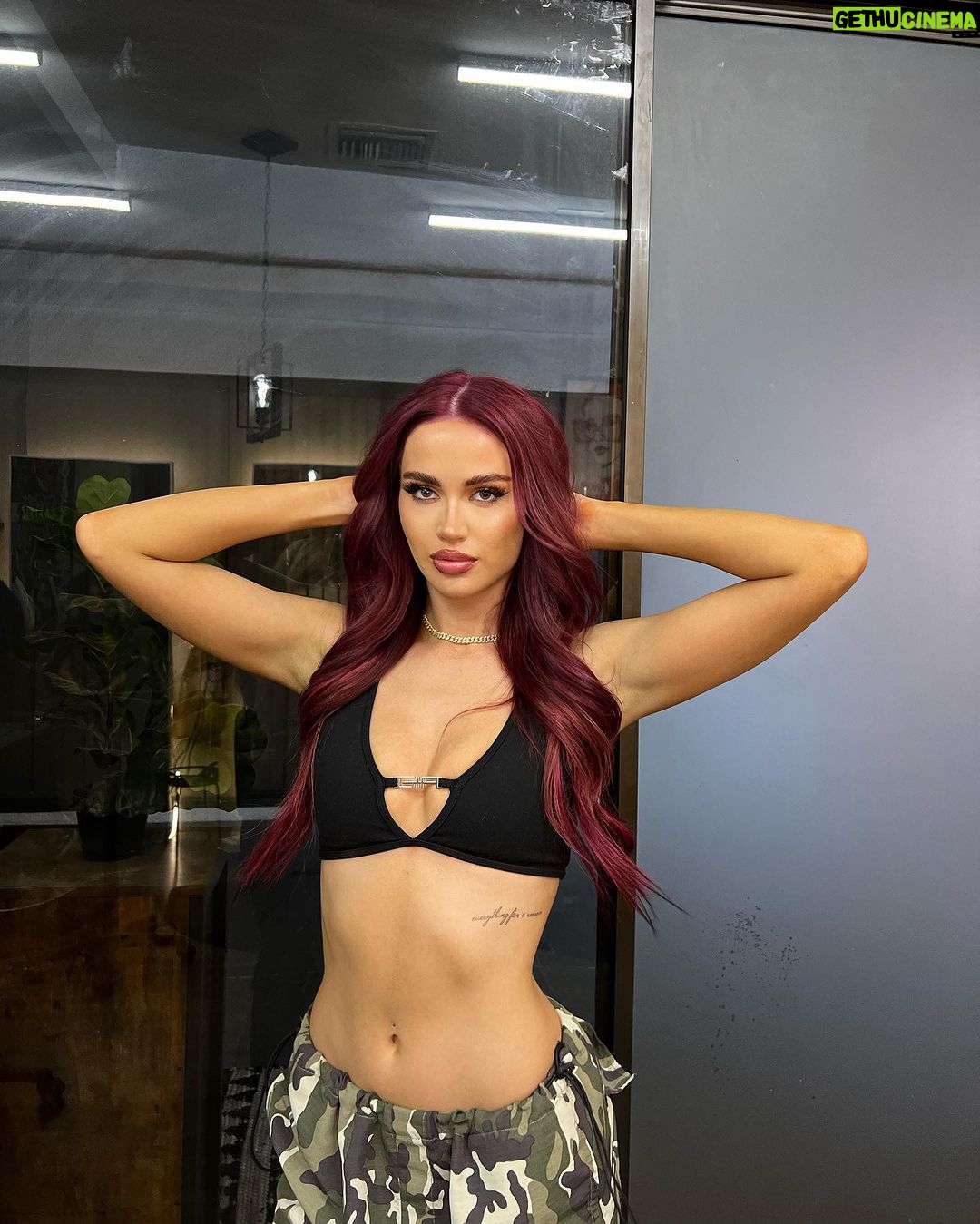 Sydney Paight - 19.9K Likes - What should we name her?π