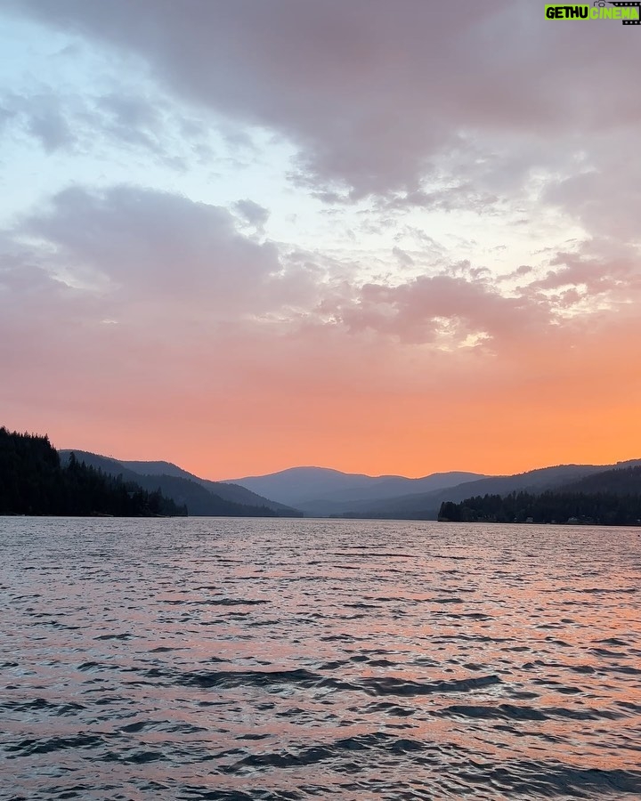 Sydney Sweeney Instagram - wish you knew lake syd