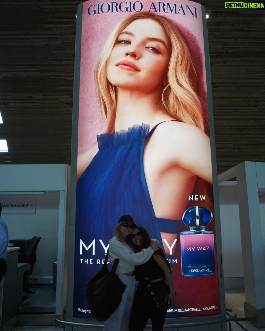 Sydney Sweeney Instagram - paris->mexico city in 48 hrs ✨️