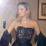 Sydney Sweeney Instagram - ✨️ #armanibeauty #armanimakeup
