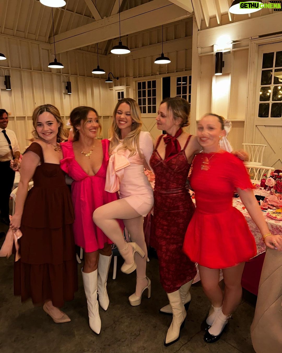 Sydney Sweeney Instagram - bows before bros