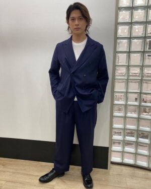 Syuya Sunagawa Instagram - 今日のDVDお渡し会の衣装でした！
どれもカッコよくてテンション上がりました！