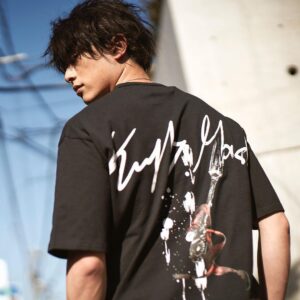 Syuya Sunagawa Instagram - 後ろ！

#KINGLYMASK
