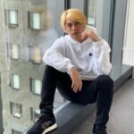 Syuya Sunagawa Instagram - インスタライブありがとうございました！中山さんとののかなこさんのコラボパーカー！チェックしてね！😁 #Xspada #ありがとう