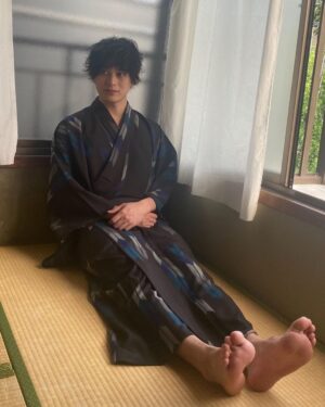 Syuya Sunagawa Instagram - .

PHOTO SELECTION vol.9
オフショット📸

👕シャツ
@ok_yeah.jp

🩳
@dresshippy_official 
@adonust 

👘
@mimatsu.shara.kimono 

by staff