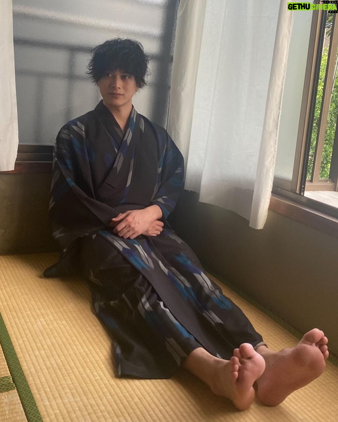 Syuya Sunagawa - 4.2K Likes - .
PHOTO SELECTION vol.9
オフショット📸
👕シャツ
@ok_yeah.jp
🩳
@dresshippy_official
@adonust
👘
@mimatsu.shara.kimono
by staff