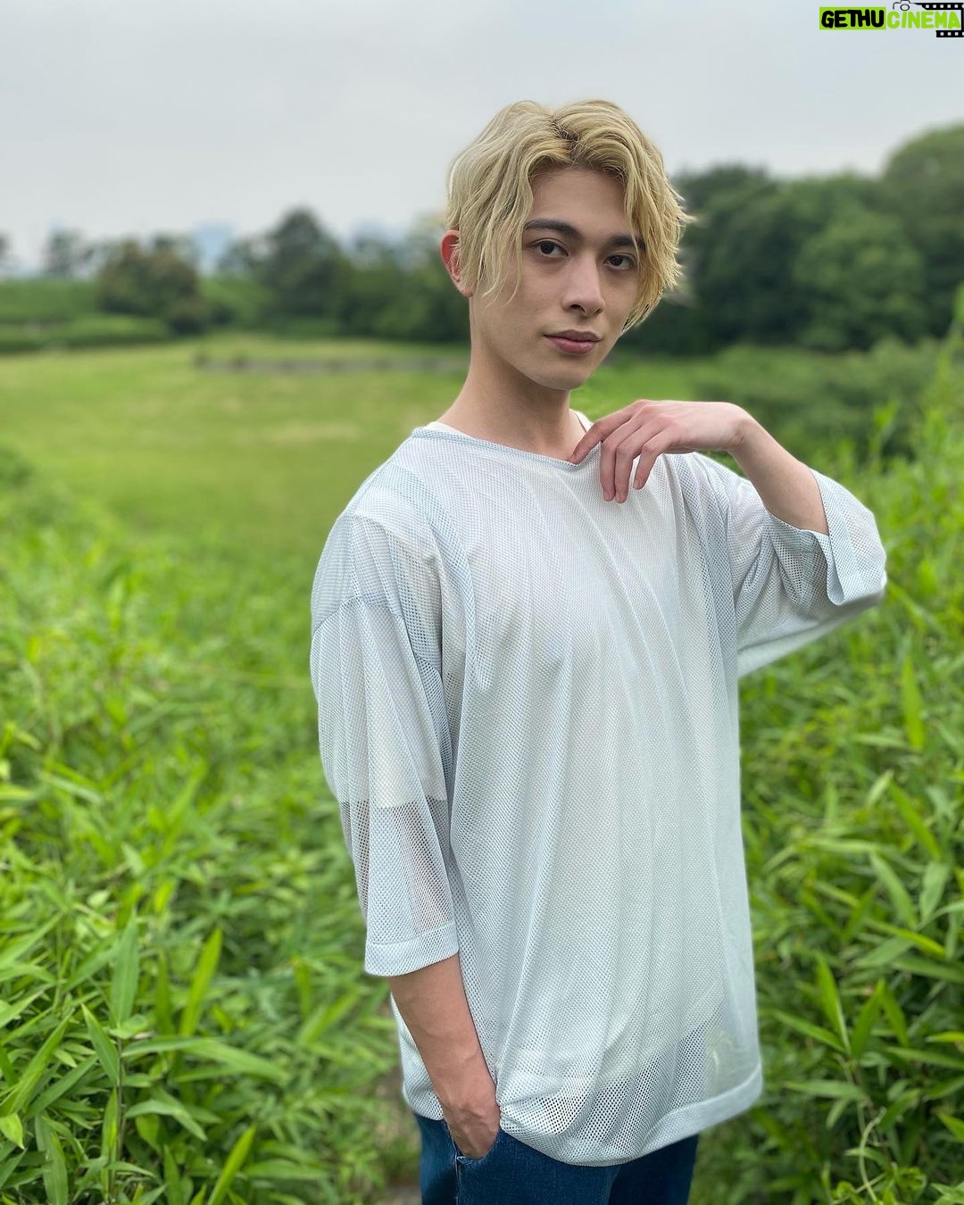 Syuya Sunagawa - 3.7K Likes - .
すなふぉと。vol.3
オフショット📸
👕 @nephologistbyyh