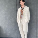 Syuya Sunagawa Instagram - . すなふぉと。vol.1 オフショット📸🎞 発売中〜〜〜🌳