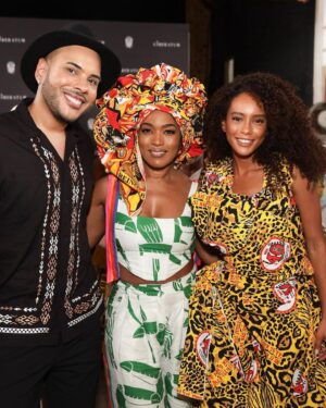 Taís Araújo Instagram - Um dia pra jamais esquecer! 👑
Muito obrigada, Salvador. Muito obrigada, @blocoileaiye e e dona @detelimma por me dar a honra de ser vestida por você. 

@im.angelabassett , you’re amazing! 

Que boas vindas hein, @liberatum 🫶🏾🥹

📸: @lucasramosphoto @agenciabrazilnews @magalimoraess
📹: edição de vídeo @itaiaraandrade