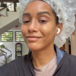 Taís Araújo Instagram - Quando me perguntam onde eu tô 🤳🏽 Se alguém te perguntar onde você está nessa terça, sua selfie vai ser como? Descreve aqui nos comentários 🤪 Selfies