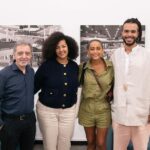 Taís Araújo Instagram - Quem aqui já foi conferir a Bienal das Artes em SP? Se você ainda não foi, vale a pena visitar pois existe uma história sendo reescrita aqui. Começando pelo fato de que é a primeira edição que tem curadoria majoritariamente negra e destacando artistas de diversos eixos demográficos, periferias, gêneros e etnias do mundo inteiro. Então além de exposições incríveis, esse movimento ajuda a mudar todo o ponto de vista de outras bienais do mundo, mostrando artistas que estavam a margem e que agora estão no centro exibindo seus trabalhos para o mundo todo! Com capacidade de lançar tendências e sobretudo num ramo super valioso, o que melhora o valor de mercado de suas obras e transforma seus entornos, suas vidas e abre caminhos para outros artistas diversos entrarem no jogo. Demais né? E eu sei, tá rolando muita coisa ao mesmo tempo em São Paulo, mas aproveita pra passear na Bienal das Artes e ver a história da arte sendo reescrita, você não vai se arrepender! 🥰🖼️🎨 #35bienaldesaopaulo 📸: Levi Fanan / Fundação Bienal de São Paulo
