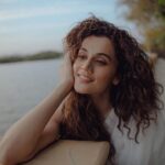 Taapsee Pannu Instagram - Waqt Badal Diya…. Jazbaat Badal diye….. Leela Palace, Udaipur