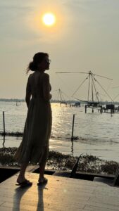 Taapsee Pannu Instagram - Kerala…. Kuch pichle janam ka naata hai humaara….. #HappyNewYear2024 @amastays_trails Sherly's Ente Kumbalanghi