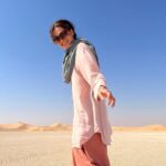 Taapsee Pannu Instagram - Chasing style in the heart of the sands. ☀️🕶️ #VogueInVastness #LetsVogue @vogueeyewear