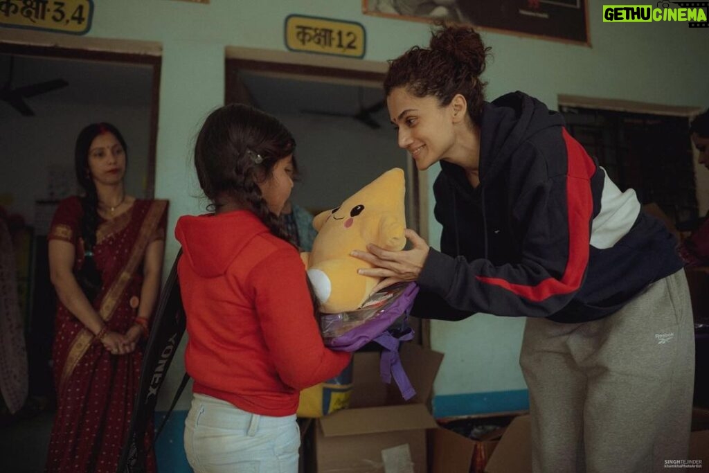 Taapsee Pannu Instagram - The joy toys give to kids is unparalleled. I dont think there can be a better testament to convey how @namasthe.world uplifted our mood that day. Thank you @manojkmanchu for being ever so kind n giving :) @nanhikali