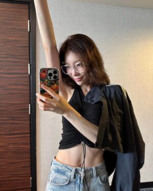 Taeyeon Instagram - 🫧🤍✨