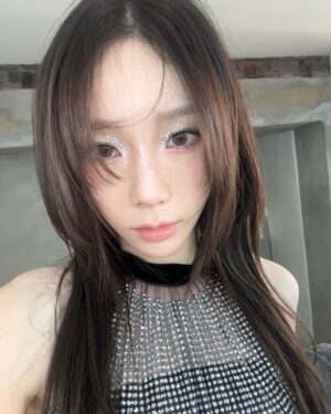 Taeyeon Instagram - 🫧🤍✨