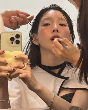 Taeyeon Instagram - D-day!!!!!!!!!!!!!!!!!!!!!!!!!!! 🤮 #태연콘서트