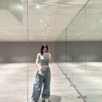 Taeyeon Instagram - 거울셀카밖에 없는 이유 친구가 없어서
